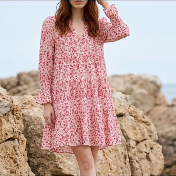Tuckernuck Dresses & Skirts - Tuckernuck Pomander Place Scarlet
Ditsy Floral Kenzo Mini Dress SZ L NWOT
